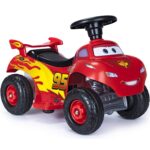 Elektrinis automobilis – žaibas makvynas