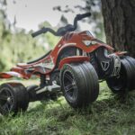 Keturratis su pedalais – raudonas