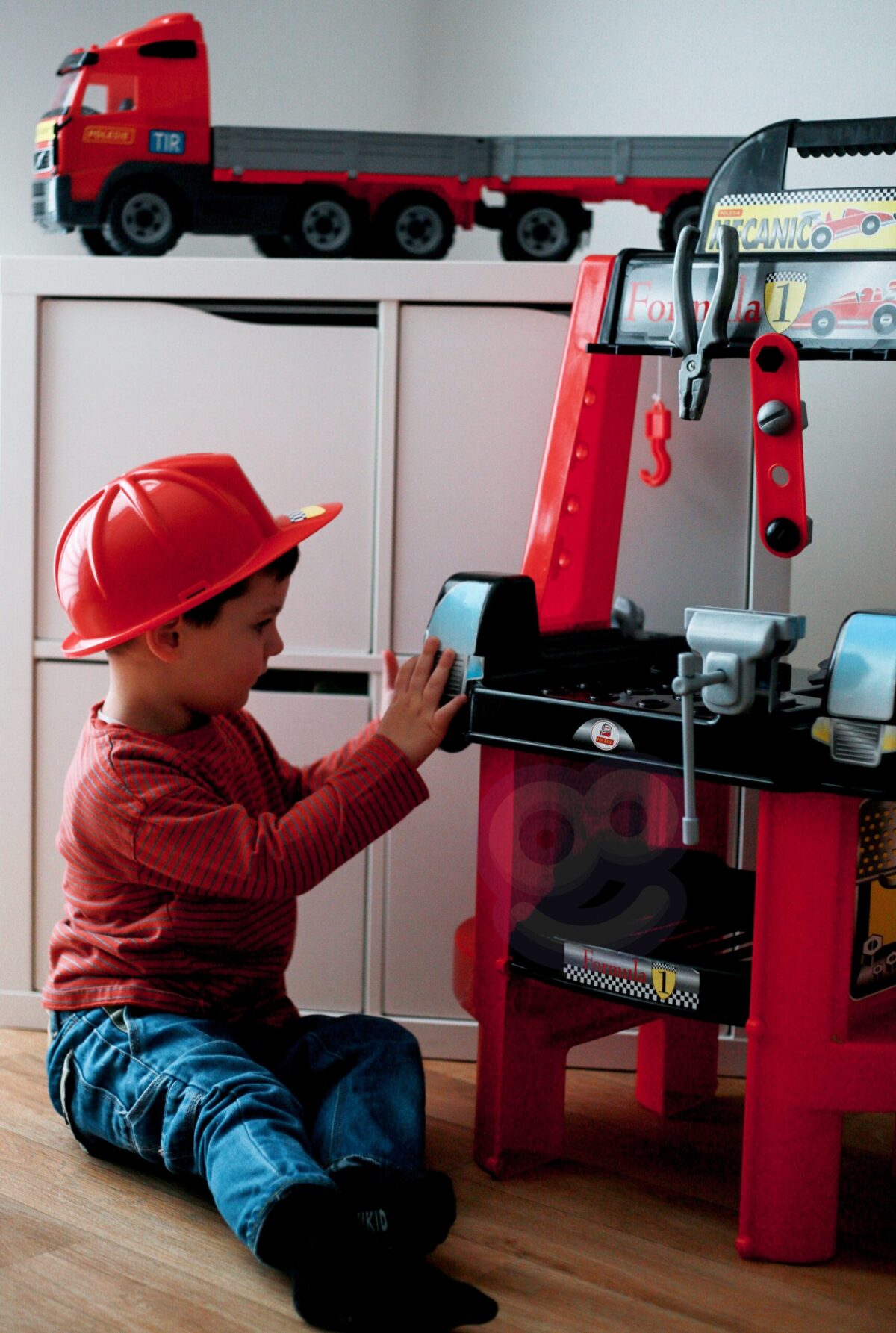 Mechaniko rinkinys su mašina