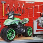 Paspiriamasis motociklas su plačiais ratais – žalias